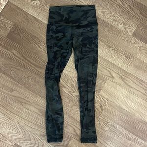 Camo Lululemon Leggings Size 4